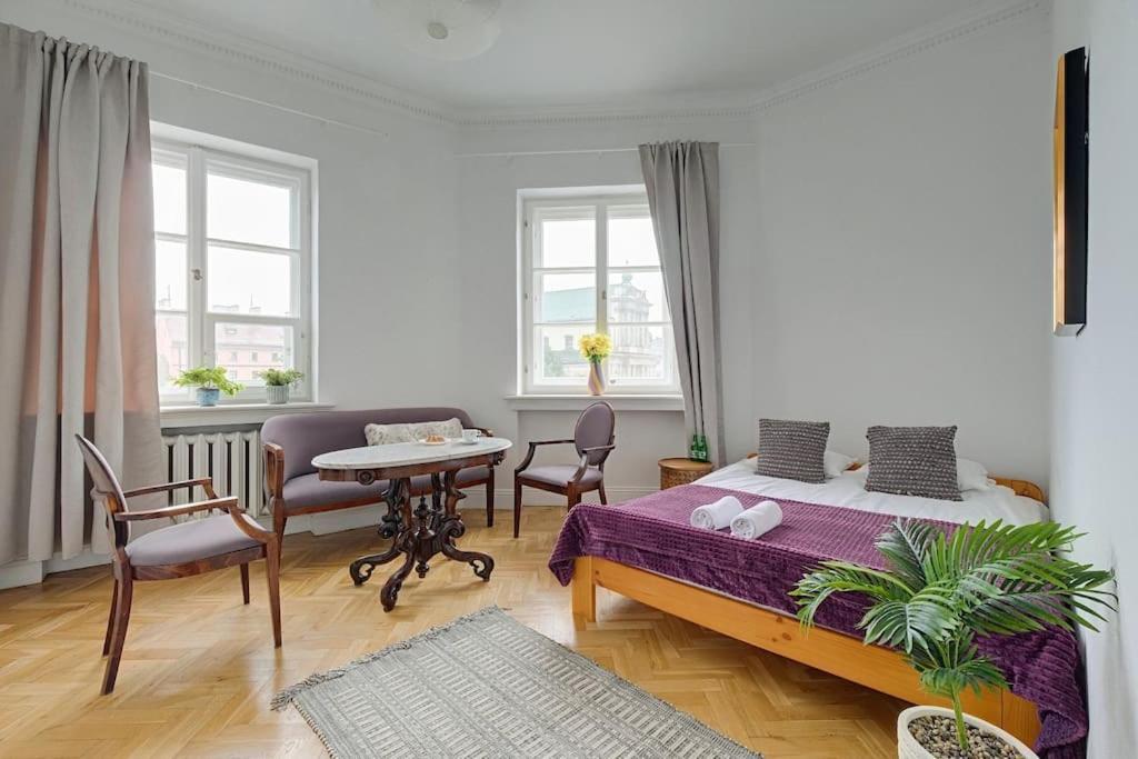 Apartment Place*unique Royal Route View*4 Bedrooms*6beds