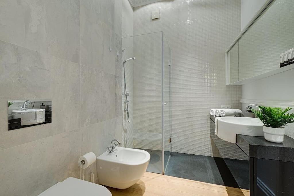 Apartment Place*unique Royal Route View*4 Bedrooms*6beds Warschau